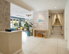 Hotel Continental Miami Beach, Tapestry Collection by Hilton