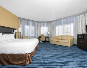 Spacious day use room at Hotel 1550 SFO.