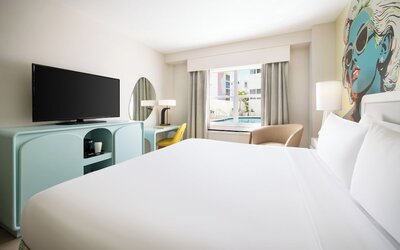 Hotel Continental Miami Beach, Tapestry Collection by Hilton