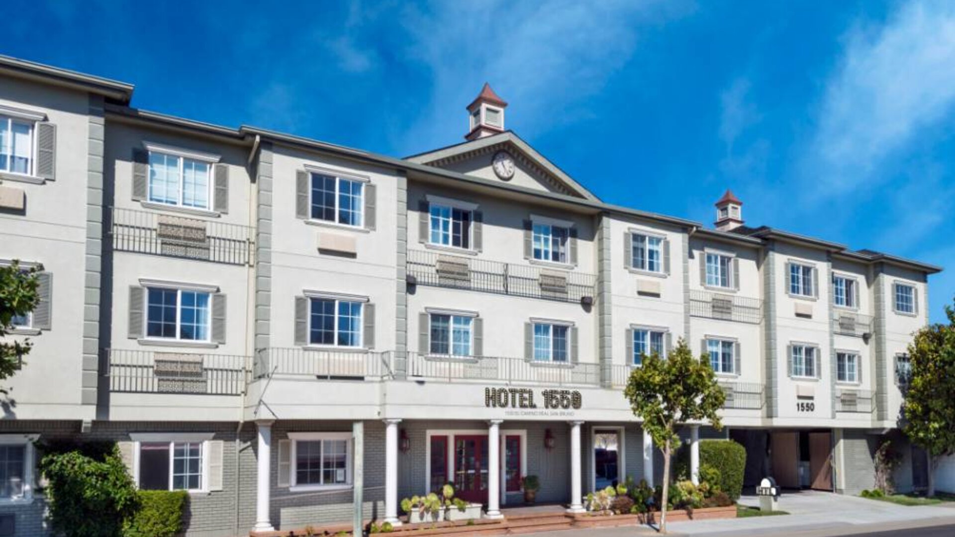 Hotel exterior at Hotel 1550 SFO.