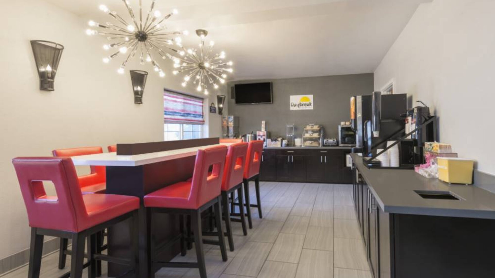 Dining area at Hotel 1550 SFO.