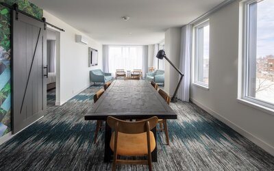 Canvas Moncton, Tapestry Collection by Hilton