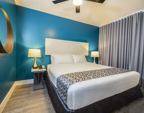 The Colony Hotel