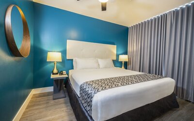 The Colony Hotel