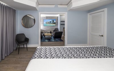 The Colony Hotel