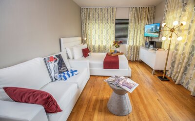 Beachside All Suites Hotel