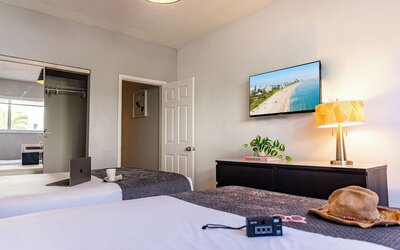Beachside All Suites Hotel