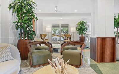 Townhouse Hotel
