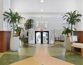 Townhouse Hotel