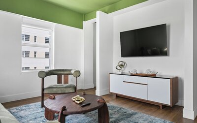 Townhouse Hotel