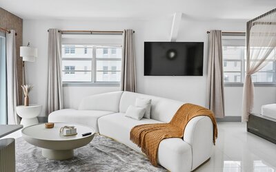 Townhouse Hotel