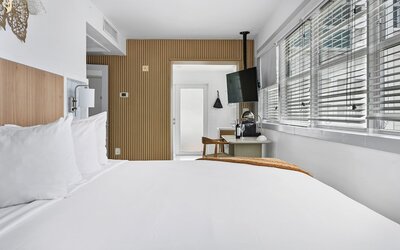 Townhouse Hotel