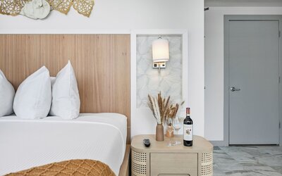 Townhouse Hotel