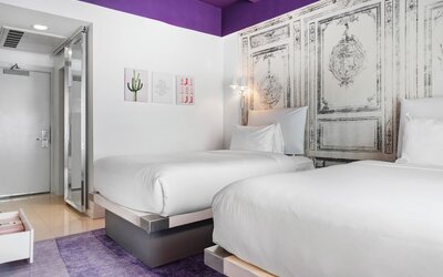 Townhouse Hotel