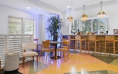 Townhouse Hotel