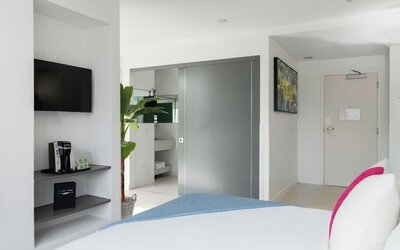 Clevelander Hotel – Adults Only
