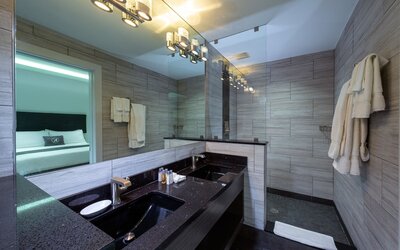 The Kent Hotel