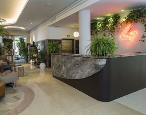 Hotel Rendale Miami Beach