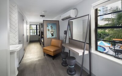 Hotel Rendale Miami Beach