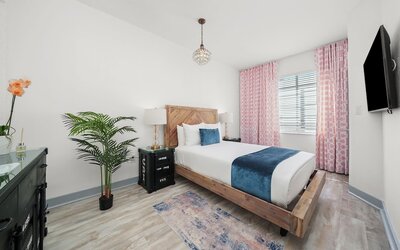 The Whitelaw Hotel