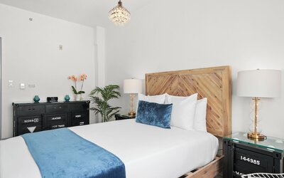 The Whitelaw Hotel