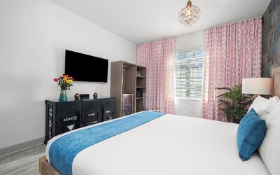 The Whitelaw Hotel