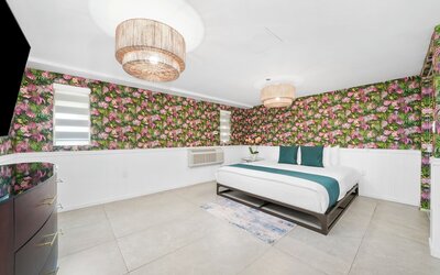 The Whitelaw Hotel
