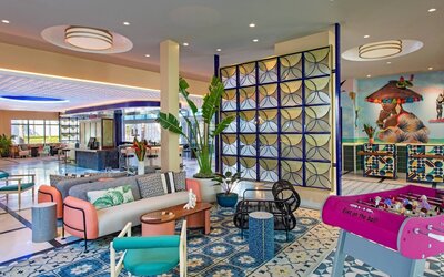 Moxy Miami South Beach