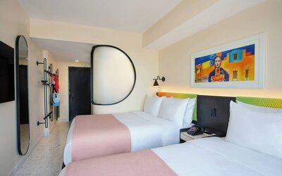 Moxy Miami South Beach