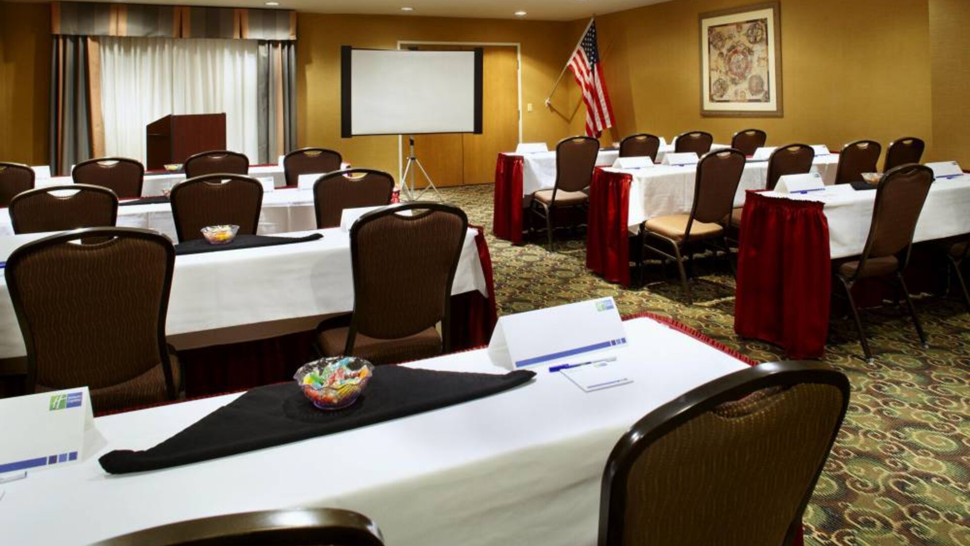 Holiday Inn Express & Suites Scottsdale - Old Town