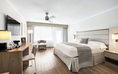 Hotel Riu Plaza Miami Beach