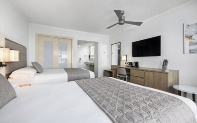 Hotel Riu Plaza Miami Beach
