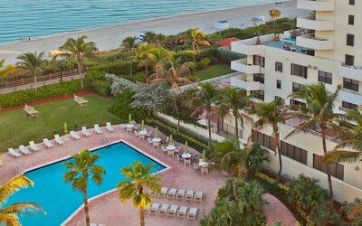 Holiday Inn Miami Beach - Oceanfront by IHG