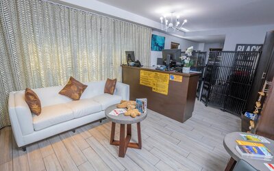 Seaside All Suites Hotel