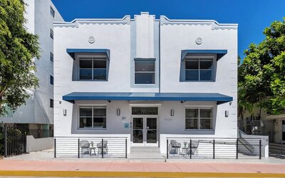 Casa Collins