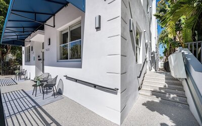 Casa Collins