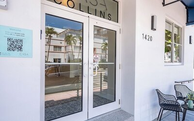 Casa Collins