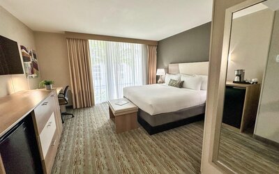 Best Western Plus Atlantic Beach Resort
