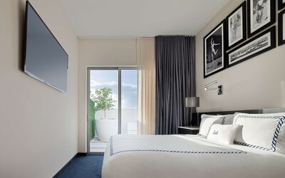 Gale South Beach, Curio Collection by Hilton