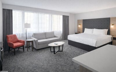 Ramada Plaza by Wyndham Regina Downtown
