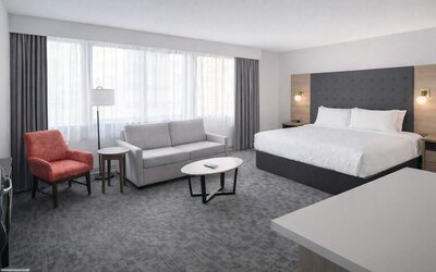 Ramada Plaza by Wyndham Regina Downtown