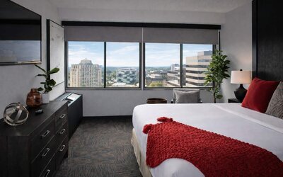Ramada Plaza by Wyndham Regina Downtown