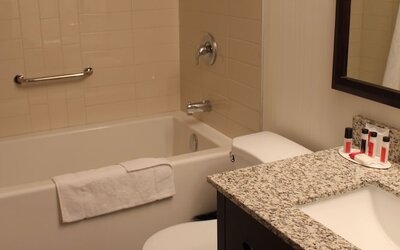 Ramada Plaza by Wyndham Regina Downtown