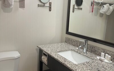 Ramada Plaza by Wyndham Regina Downtown