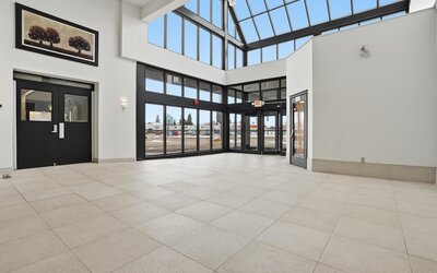 Seven Oaks Hotel Regina, SureStay Collection by Best Western