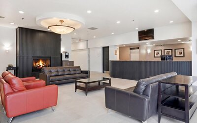 Seven Oaks Hotel Regina, SureStay Collection by Best Western