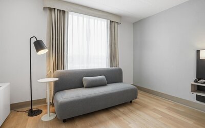 Seven Oaks Hotel Regina, SureStay Collection by Best Western