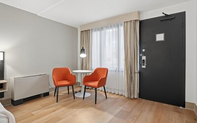 Seven Oaks Hotel Regina, SureStay Collection by Best Western