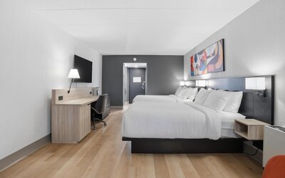 Seven Oaks Hotel Regina, SureStay Collection by Best Western