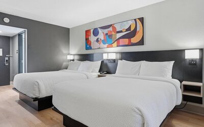 Seven Oaks Hotel Regina, SureStay Collection by Best Western